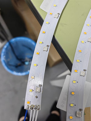 3CCT-RGB tavan fan lambası, gereksinimlerinize göre herhangi bir boyut yapabilirsiniz