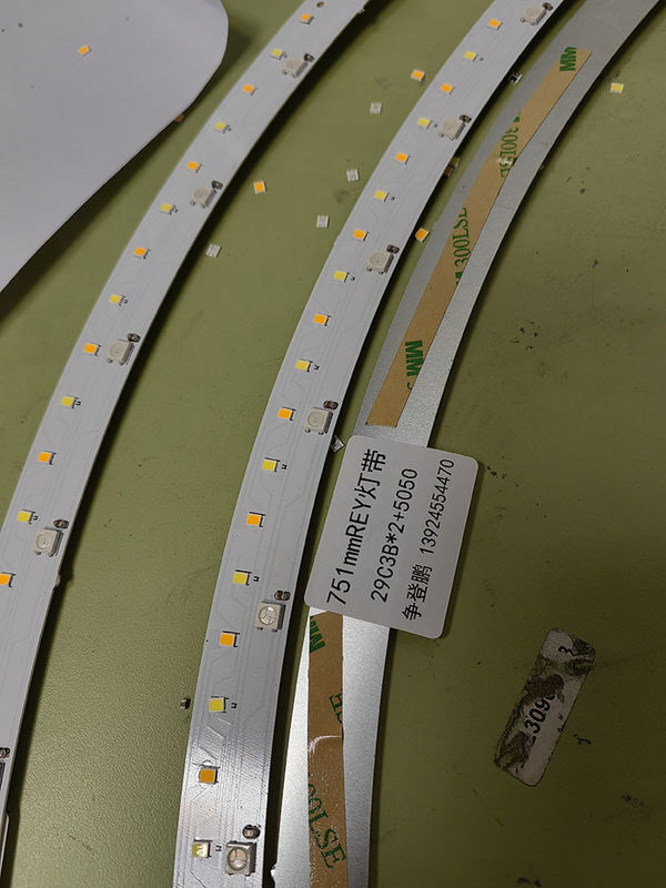 3CCT-RGB tavan fan lambası, gereksinimlerinize göre herhangi bir boyut yapabilirsiniz